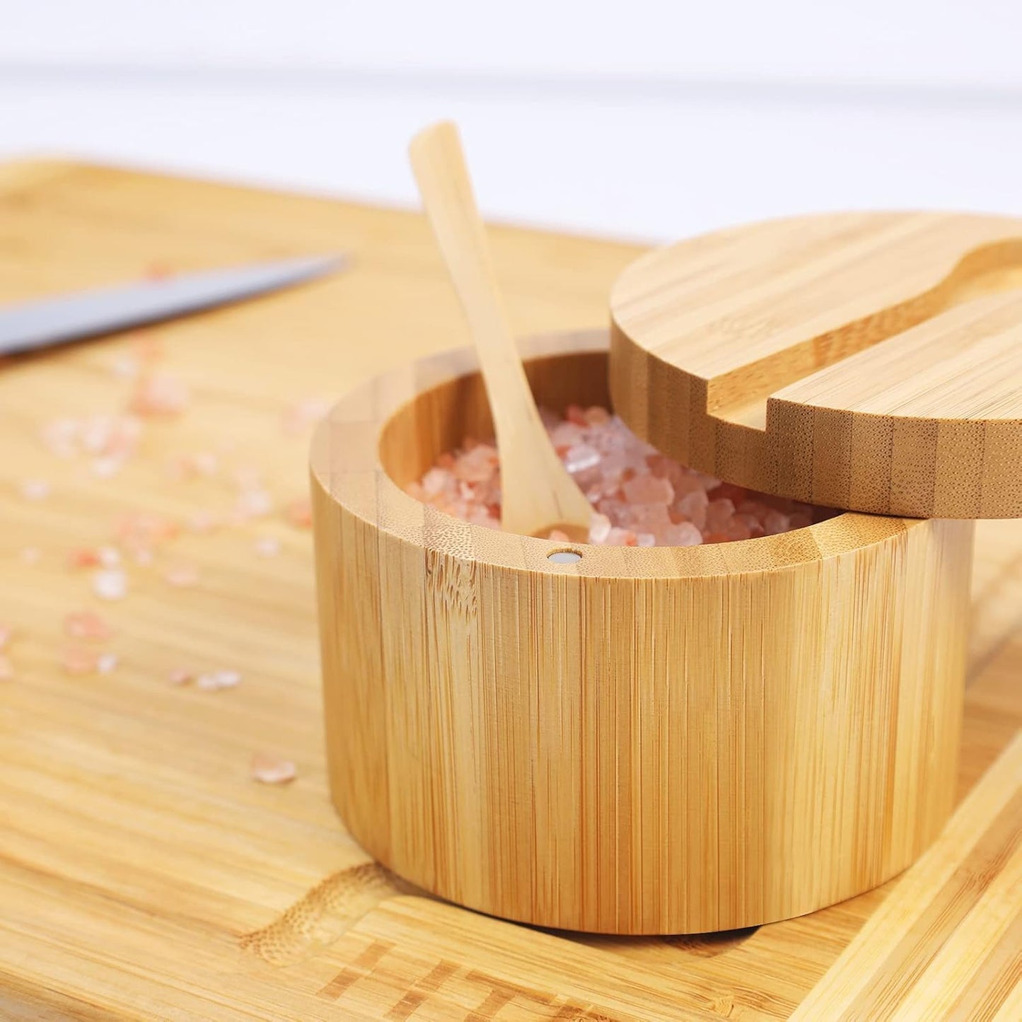 2 pieces 7.4 Ounce Bamboo Salt Cellar with Mini Spoon, Kitchen Salt Box with Swivel Magnetic Closure Lid, Round Salt Container to Storage Pepper Spice Bath
