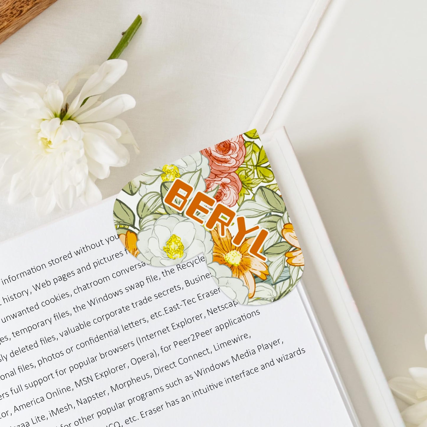 30pcs  Sublimation PU Leather Corner Bookmarkers 2" Heart-Shaped White Blanks for Reading Lover Personalized Reading Gifts